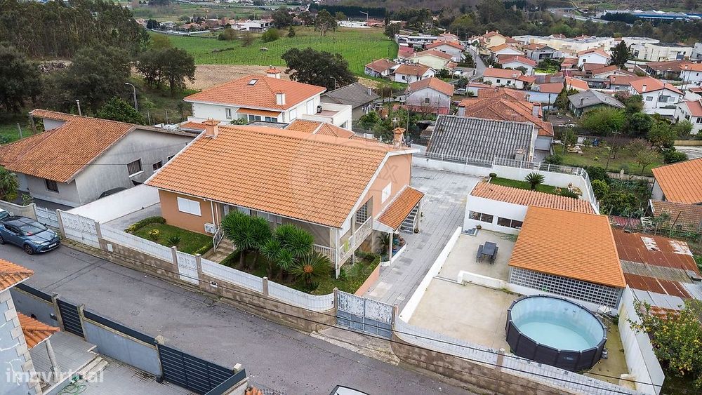T4 Detached House for Sale