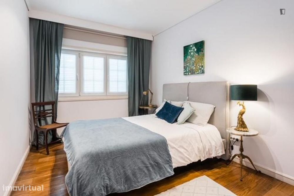 Quarto - localizado em Vila nova de gaia