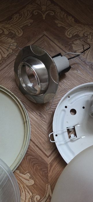 Світильники стельові