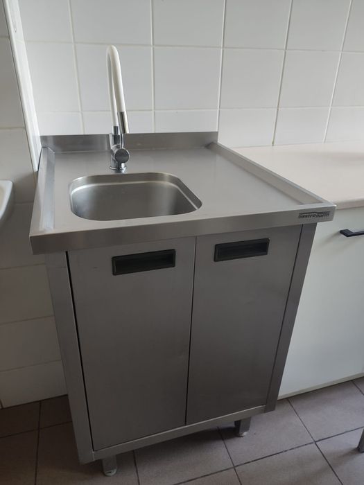 Piec do pizzy z podstawą elektryczny