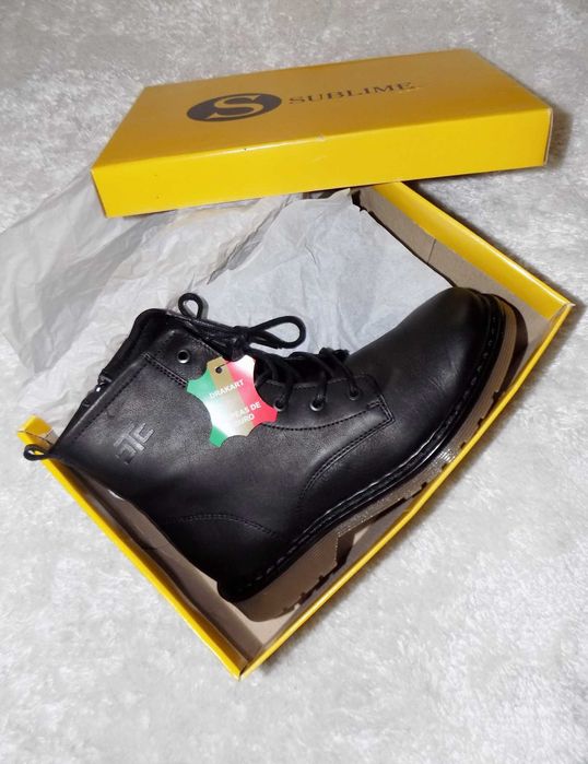 Botas pretas de couro com atacadores Drakart