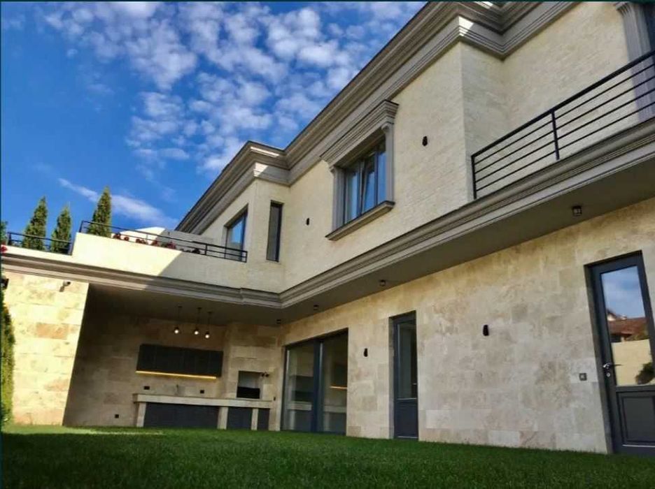 Новый дом на 7 ст.Б.Фонтана!