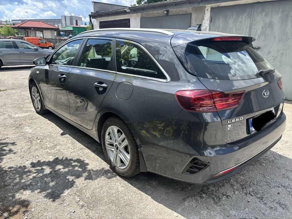 Kia Ceed Kombi 2021 r. | 1.6 CRDi 136 KM | Kamera cofania | Android Auto | Apple CarPlay POLSKI SALON