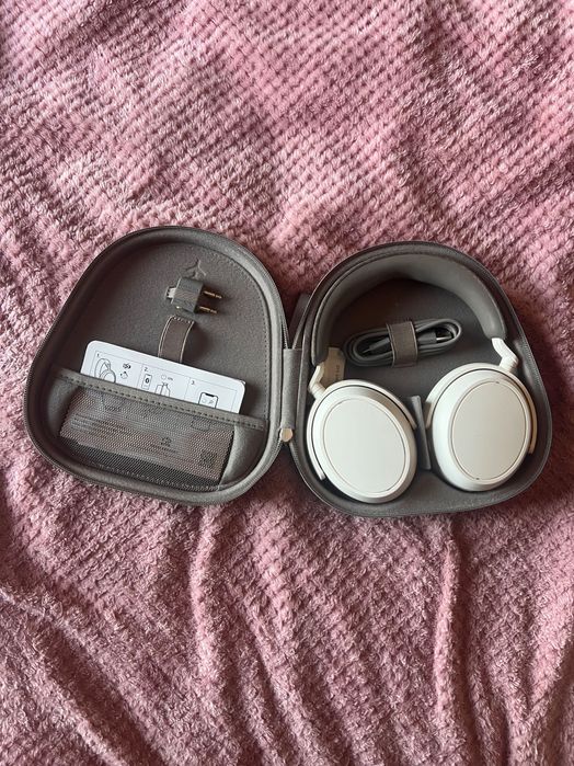 Sennheiser Momentum 4