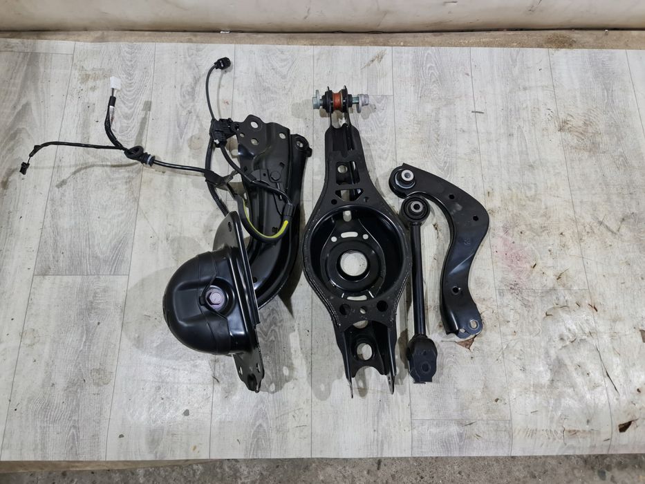 Toyota Camry 70 Рычаг Тяга Кулак Стойка Подрамник Полуось комплект