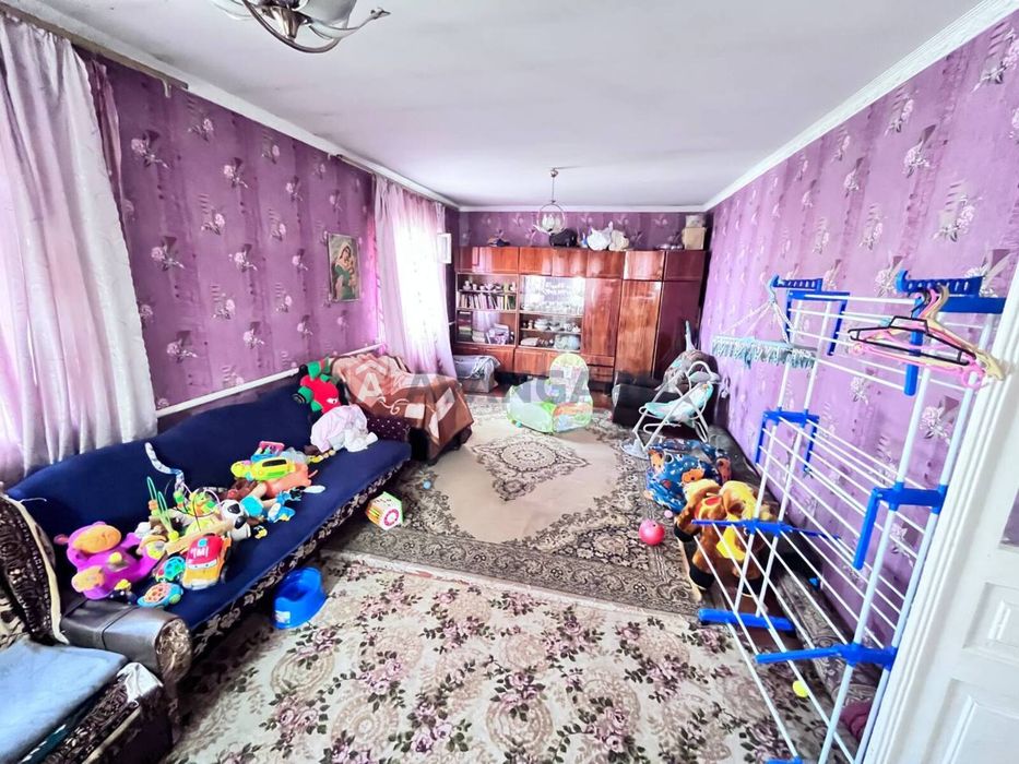 Продається будинок в с. Р. Поляна