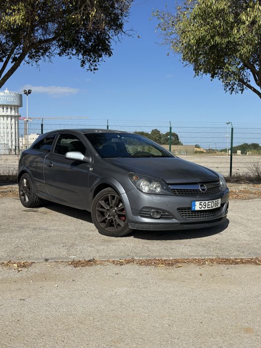 Opel Astra H 1.7 CDTI 125CV — photo 2