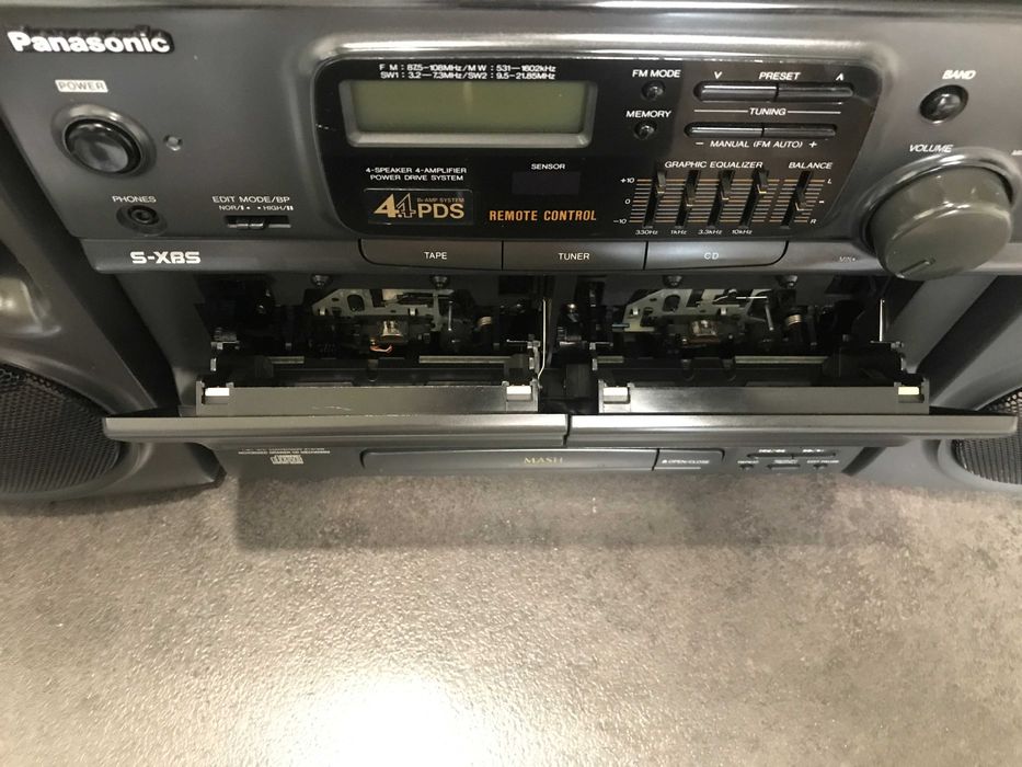 Panasonic RX-DT670, AUX