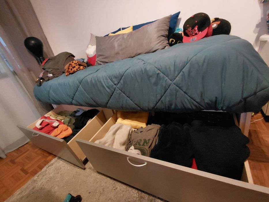 Vendo quarto criança