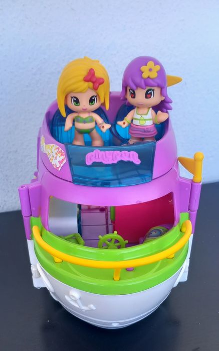 Vendo barco do piny pon com uma boneca