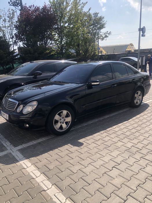 Продам Mercedes  Benz e211 2.2 cdi