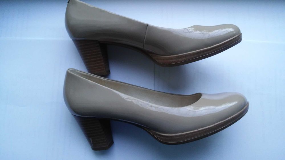 Туфлі 5th Avenue 39 розмір (6) бежеві туфли