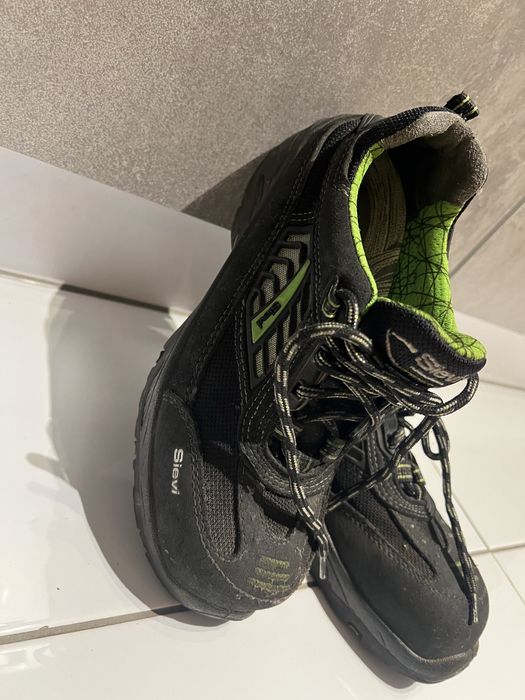 Buty robocze z noskiem SEVI r38