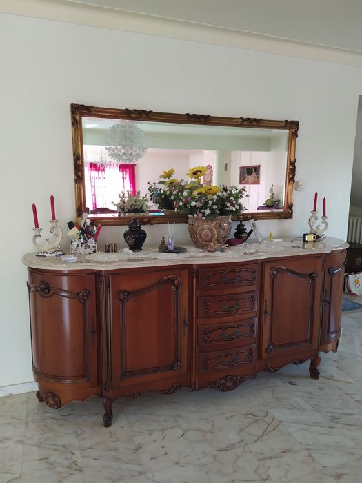 Sala de jantar em cerejeira