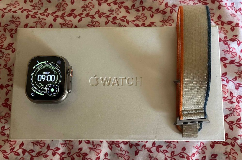 Apple Watch Ultra 2 49mm Titanium
