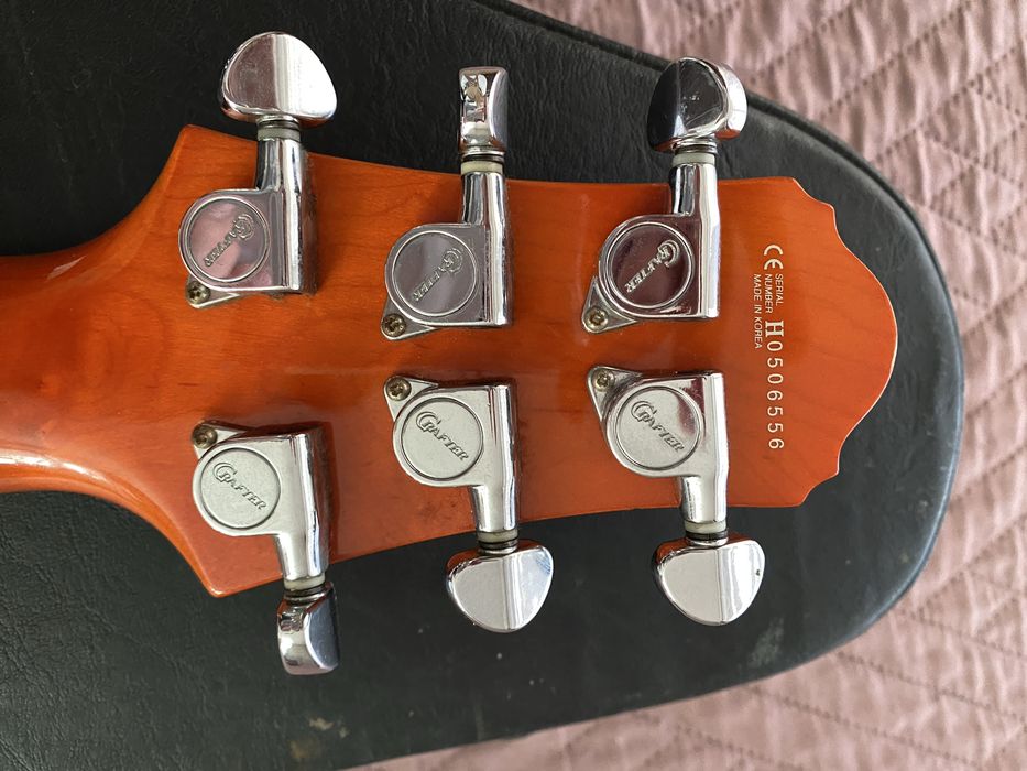 Na sprzedaz gitara  elektryczna Crafter.