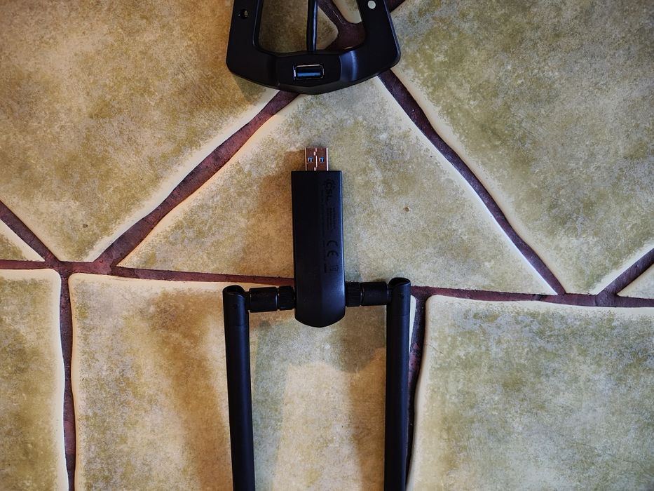 Antenka wzmacniająca internet