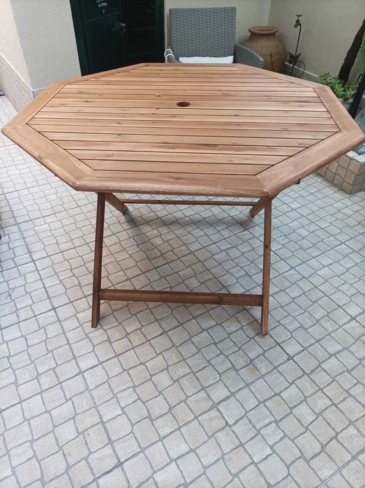 Mesa octogonal madeira