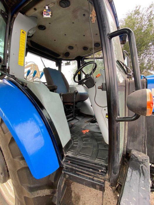 Продається трактор нюхолонд TD5.110