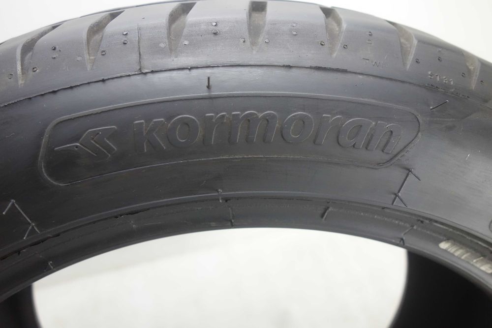 Opony letnie 245/45/17 - KORMORAN Ultra High Performance XL