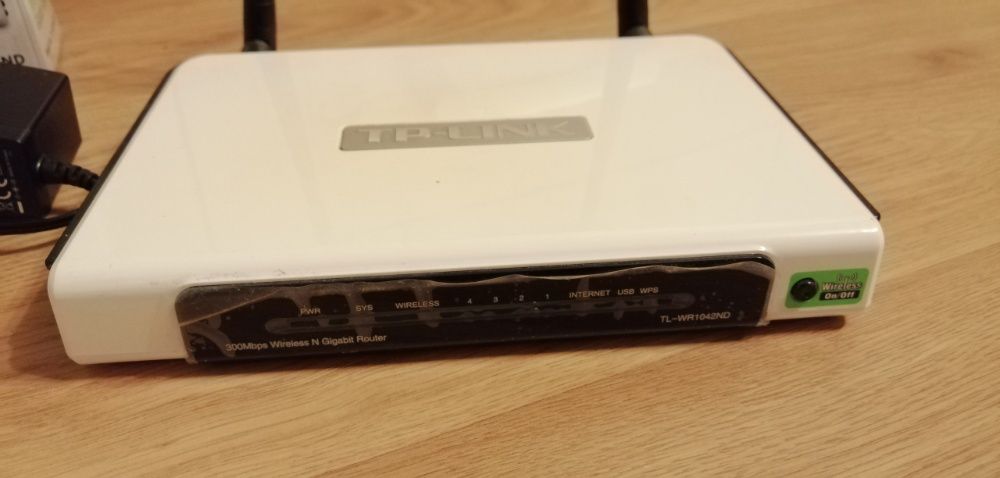 Router TP-Link 300Mbps TL-WR1042ND