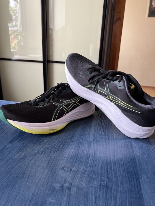 Оригінал! Чоловічі бігові кросівки Asics Gel-Kayano 32