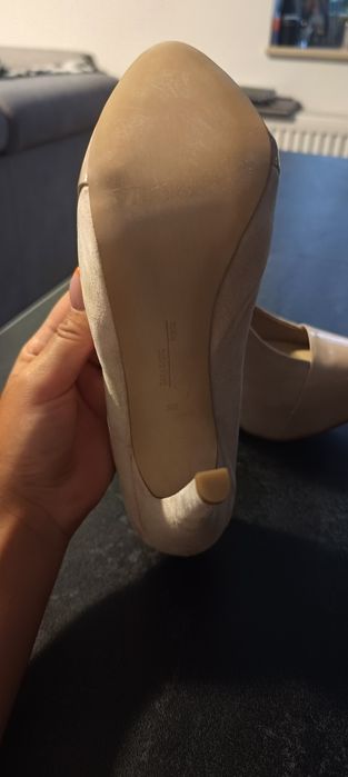 Szpilki czółenka Zara Basic