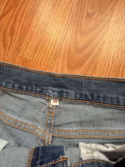Оригінальні джинсові шорти Levi’s