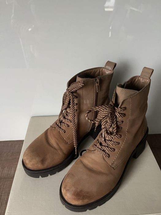 Buty skórzane botki camel Lasocki 37