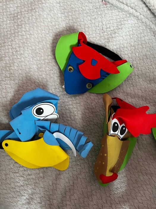 zestaw czapek przebranie słoń i rekin z pianki 5-6lat