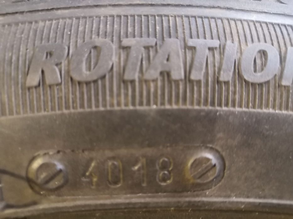 Opony zimowe Kormoran 2szt 225/45 r17 cena 380