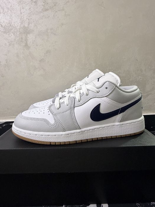 Air Jordan 1 Low (GS) White/Midnight Navy 40