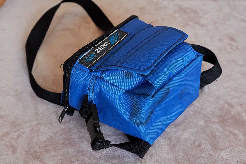 Oryginalna niebieska torba do aparatu Zenit