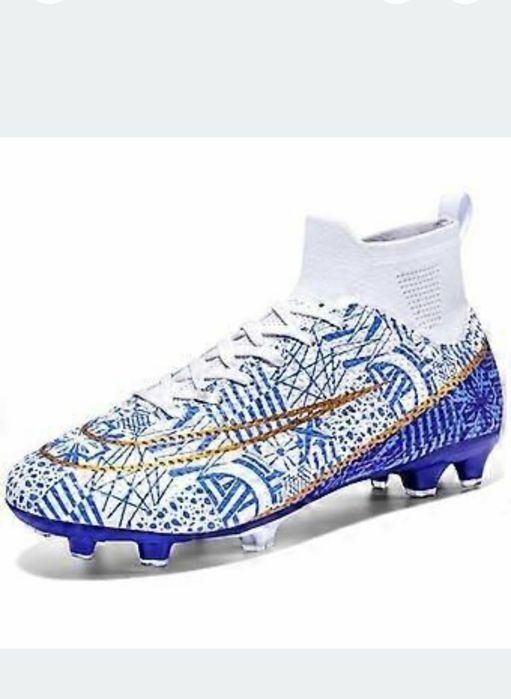 Buty piłkarskie korki rozmiar 39,40,42