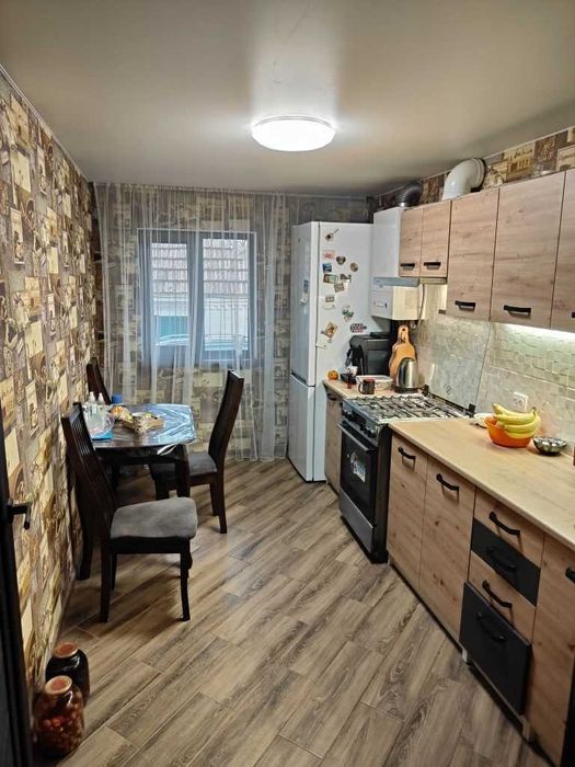 Продаж цегляного будинку. 120 м2. 20 соток. Євроремонт. №14421