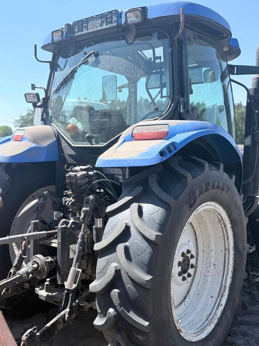 New Holland TS100a