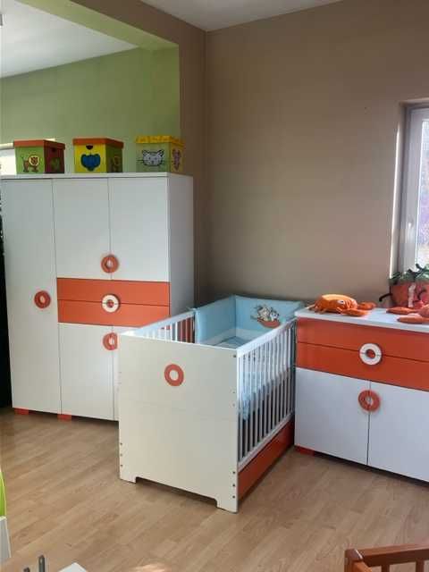 Zestaw mebli dziecięcych Atb szafa , komoda, łóżeczko - powystawowe