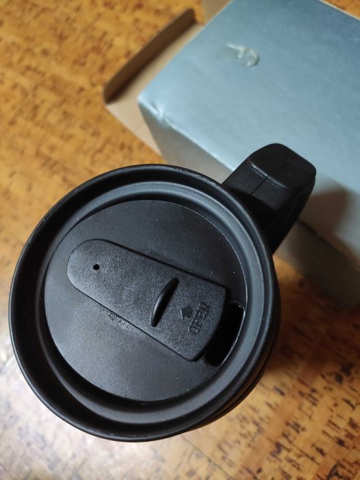 Caneca térmica (nova) com logotipo SOUTHLANT OTAN