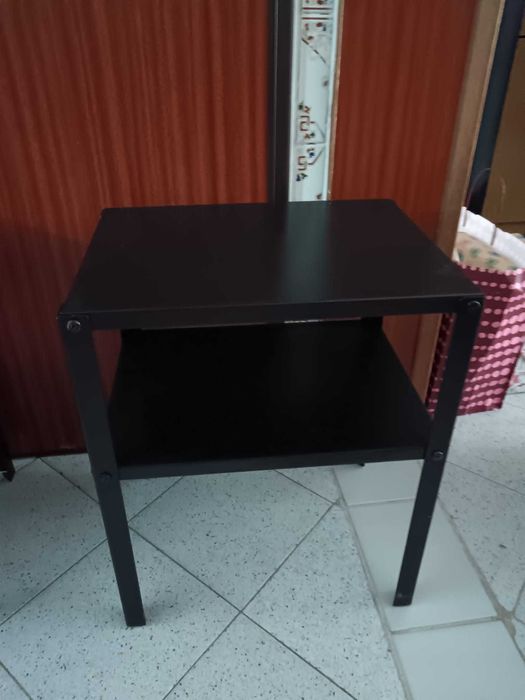 2 mesas de cabeceiras IKEA KNARREVIK, preto, 37x28 cm