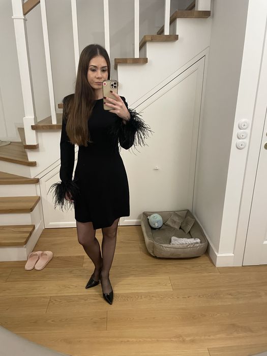 Sukienka z piórami, lou, mała czarna, sylwester, wigilia, święta