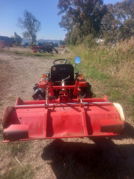 Trator yanmar ka 4 com frese