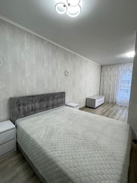 Продам 2 к квартиру ЖК 5й Континент Авторский ремонт