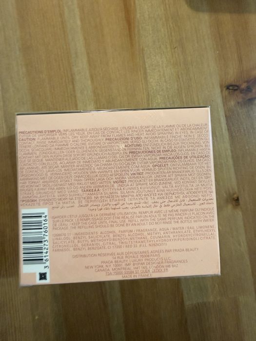Perfumy prada paradoxe.