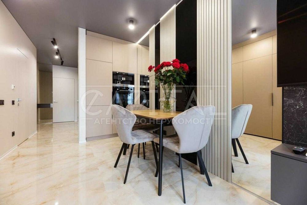 Оренда дизайнерської квартири у ЖК Файна Таун вул Салютна Нивки Київ