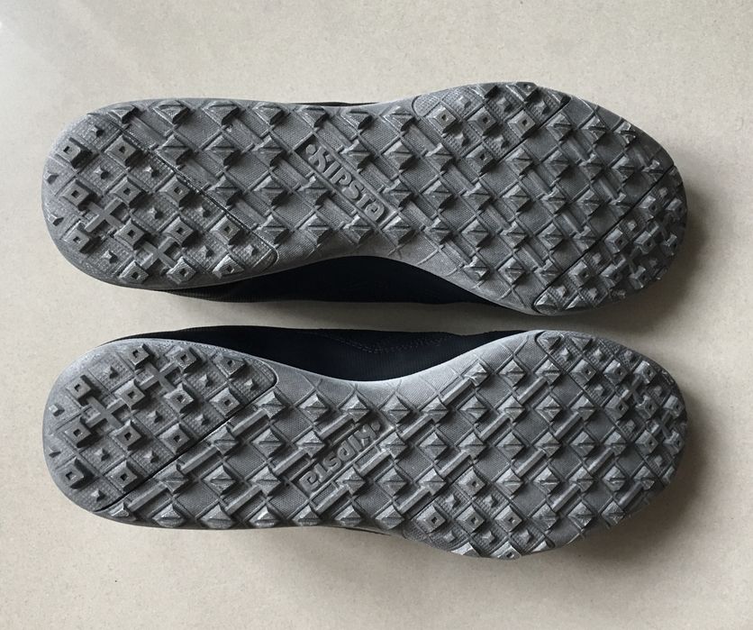 Футзалки сороконіжки DECATHLON KIPSTA AGILITY (Франція) nike 44 р