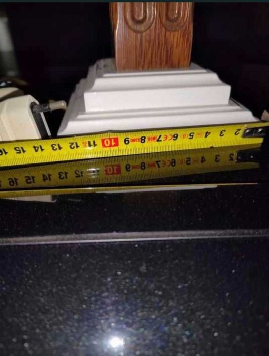 3 Candeeiros em madeira lacada e envernizada