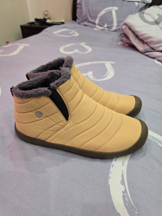 Черевики чоловічі зимові типу угі.Дуже легкі і зручні.р46.