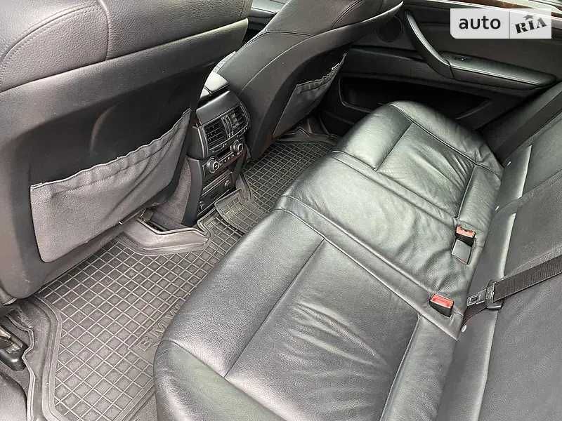 BMW X5 2012
E70 (FL)