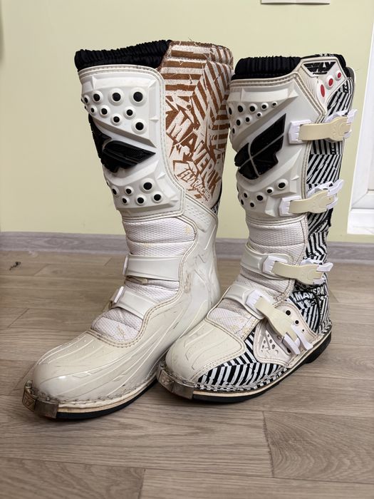 Мотоботинки Maverik Fly Racing