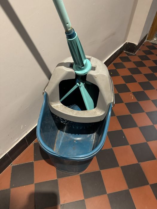 Mop Lieftheit za darmo.